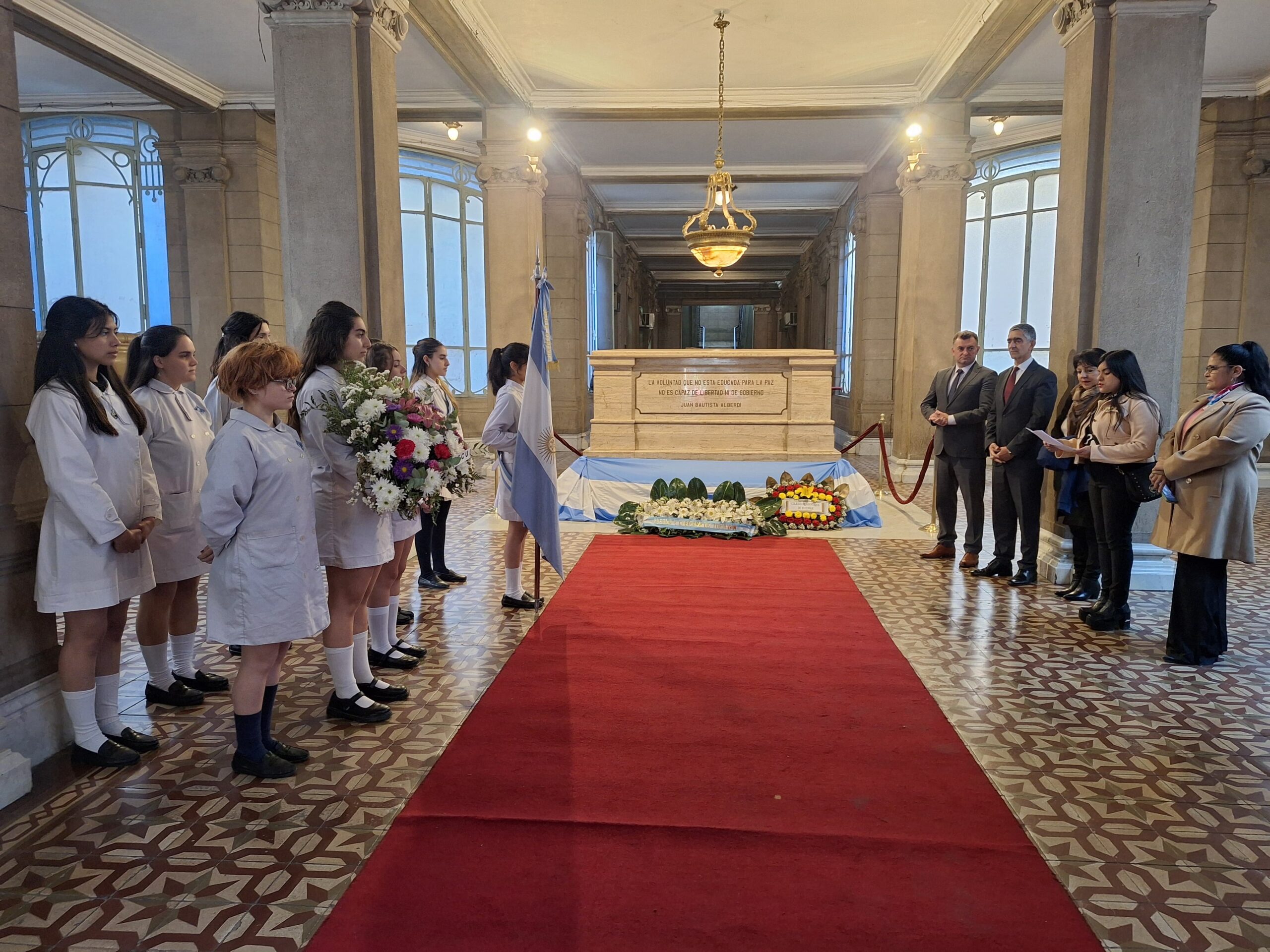 Homenaje a Juan Bautista Alberdi en la Casa de Gobierno a 214 años de su nacimiento